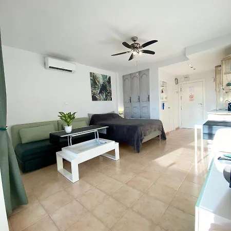 Benalbeach Seaview Studio