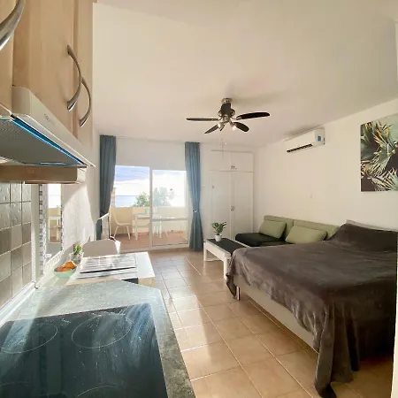Benalbeach Seaview Studio Apartamento